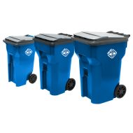 Cascade Sterling Series Roll-Out Carts feature a double-wall lower lift pocket. It’s strong, fully sealed, and stands out with its signature silver bar. 